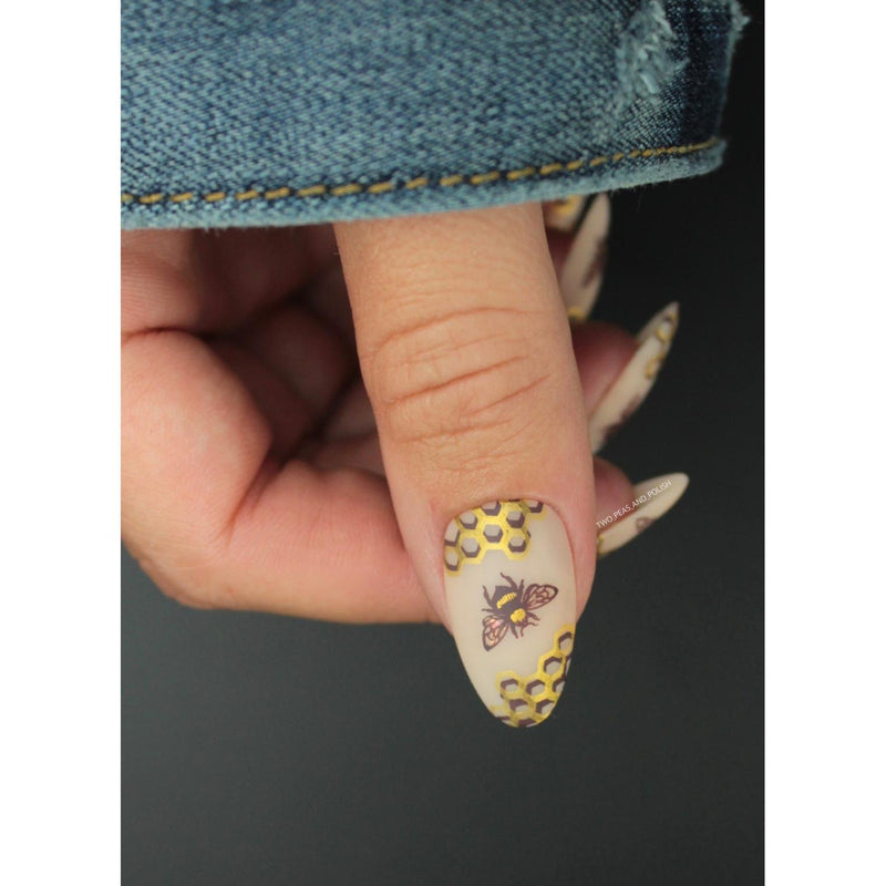 UberChic Beauty Woodland Chic-02 Stamping Plate